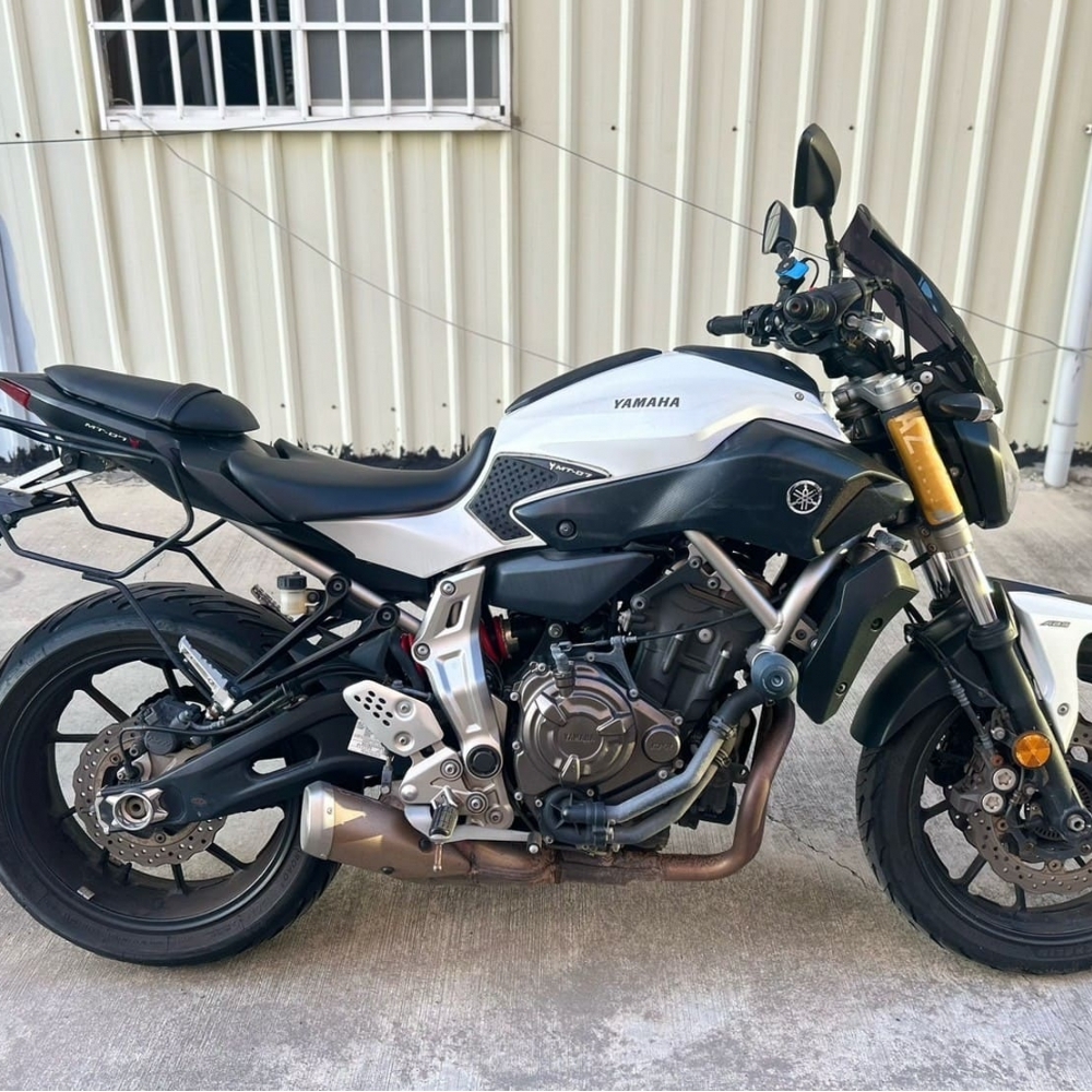 【2015 YAMAHA MT-07】