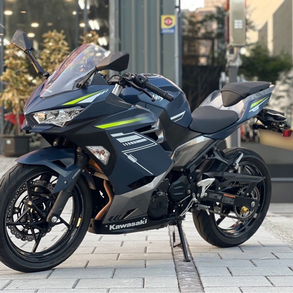 【2021 KAWASAKI NINJA400】