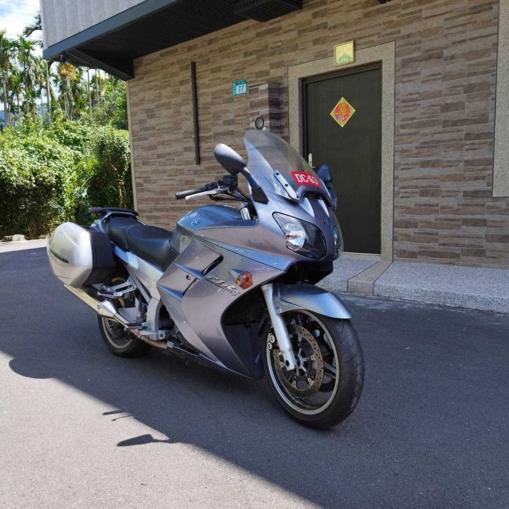 【2004 YAMAHA FJR1300】