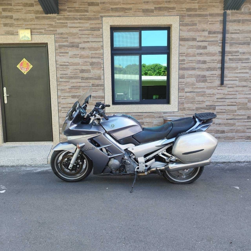 【2004 YAMAHA FJR1300】