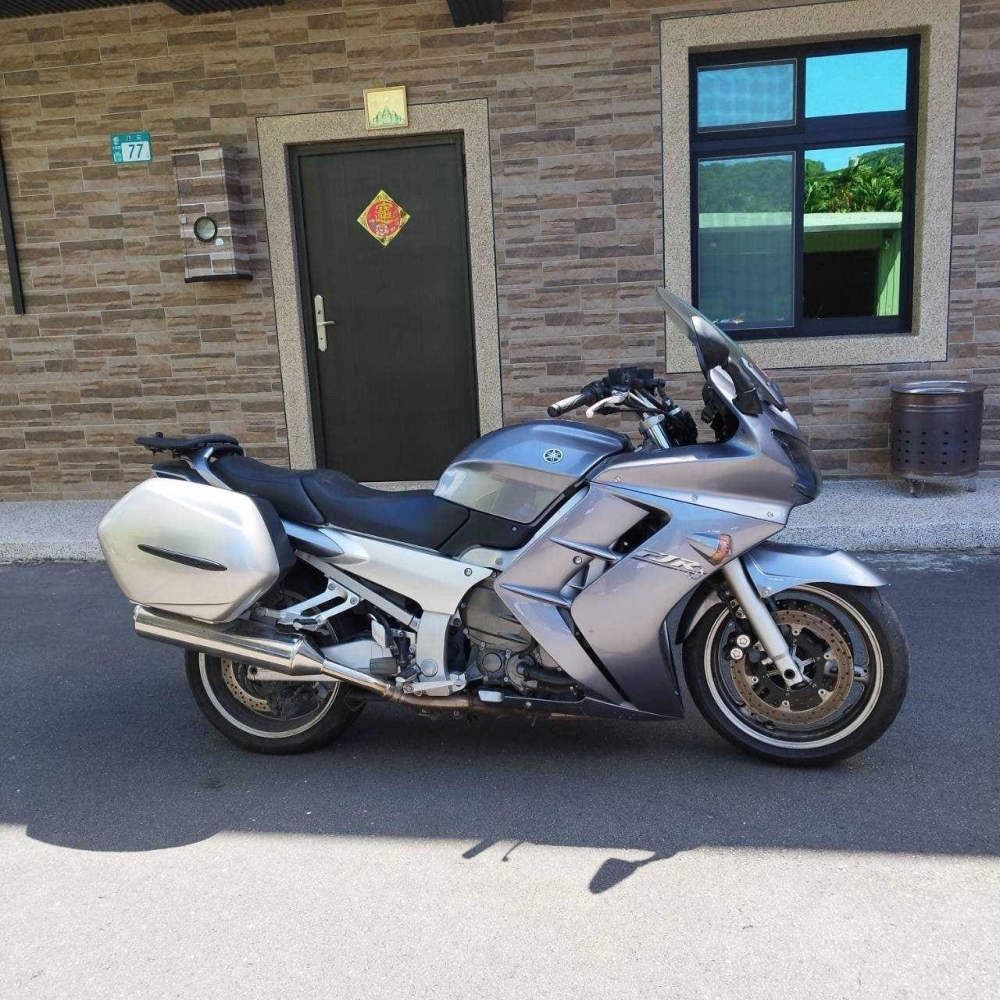 【2004 YAMAHA FJR1300】