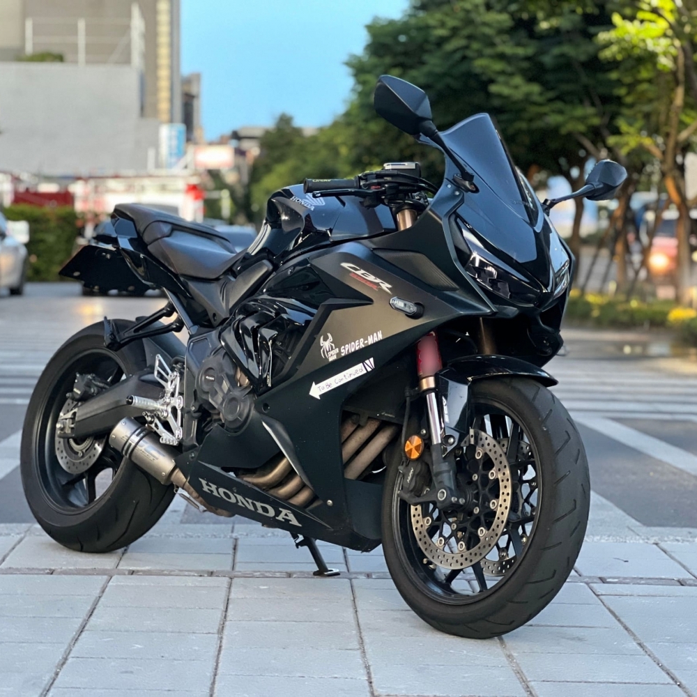 【2021 HONDA CBR650R】