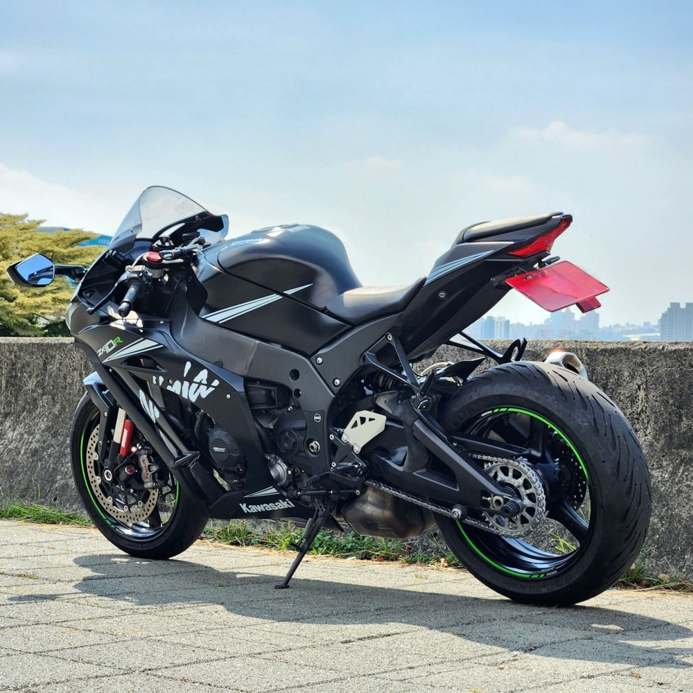 【2016 KAWASAKI ZX-10R】