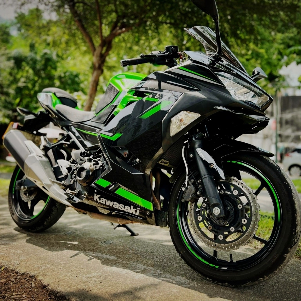 【2019 KAWASAKI NINJA400】