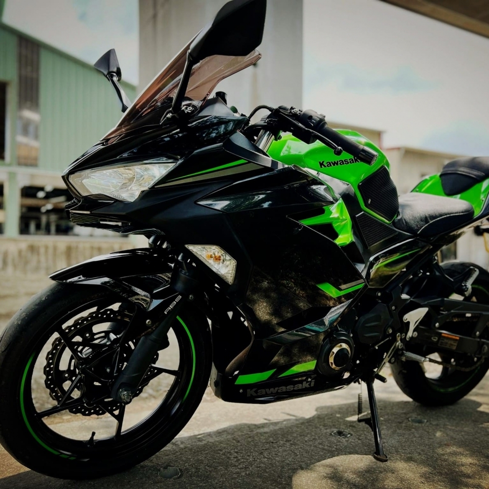 【2019 KAWASAKI NINJA400】