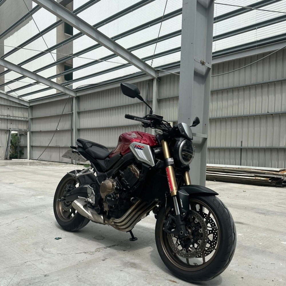 【2019 HONDA CB650R】