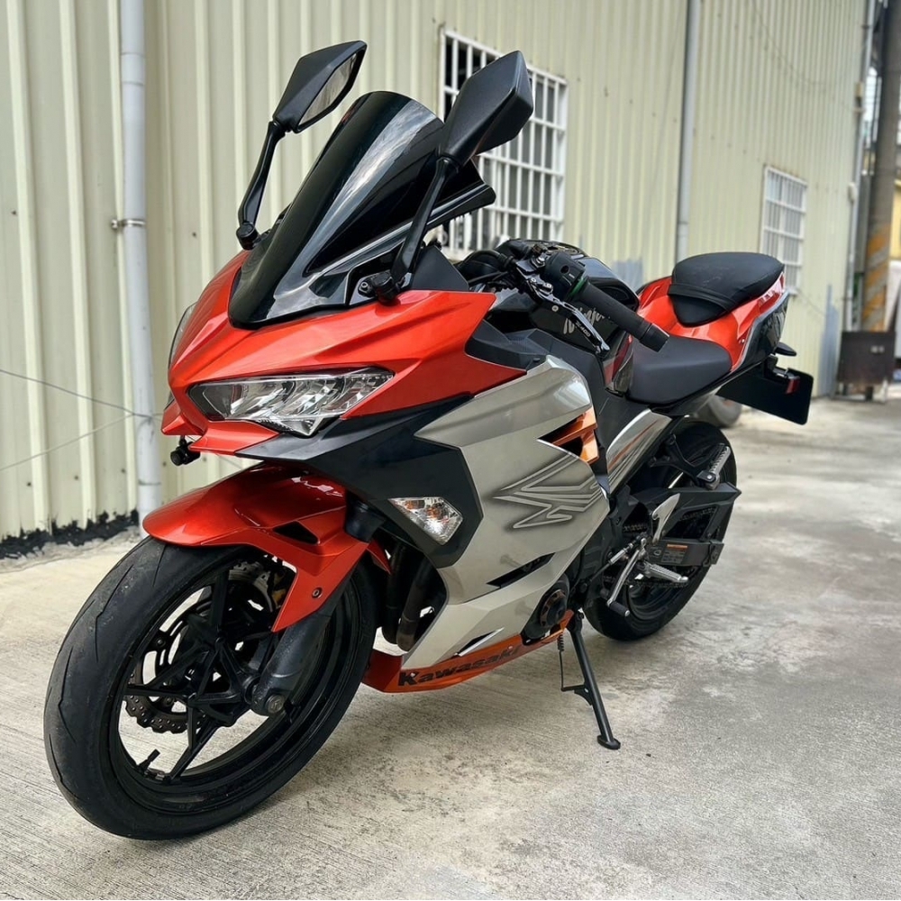 【2018 KAWASAKI NINJA400】