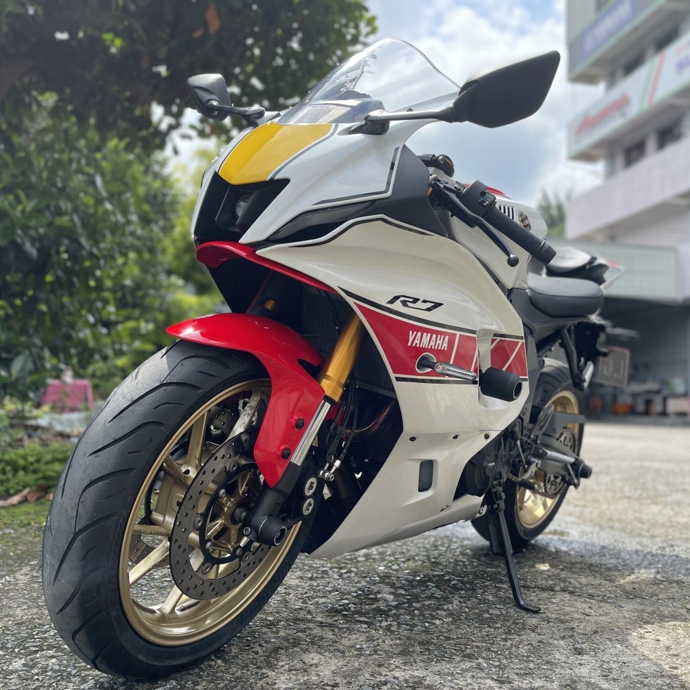 【2021 YAMAHA YZF-R7】