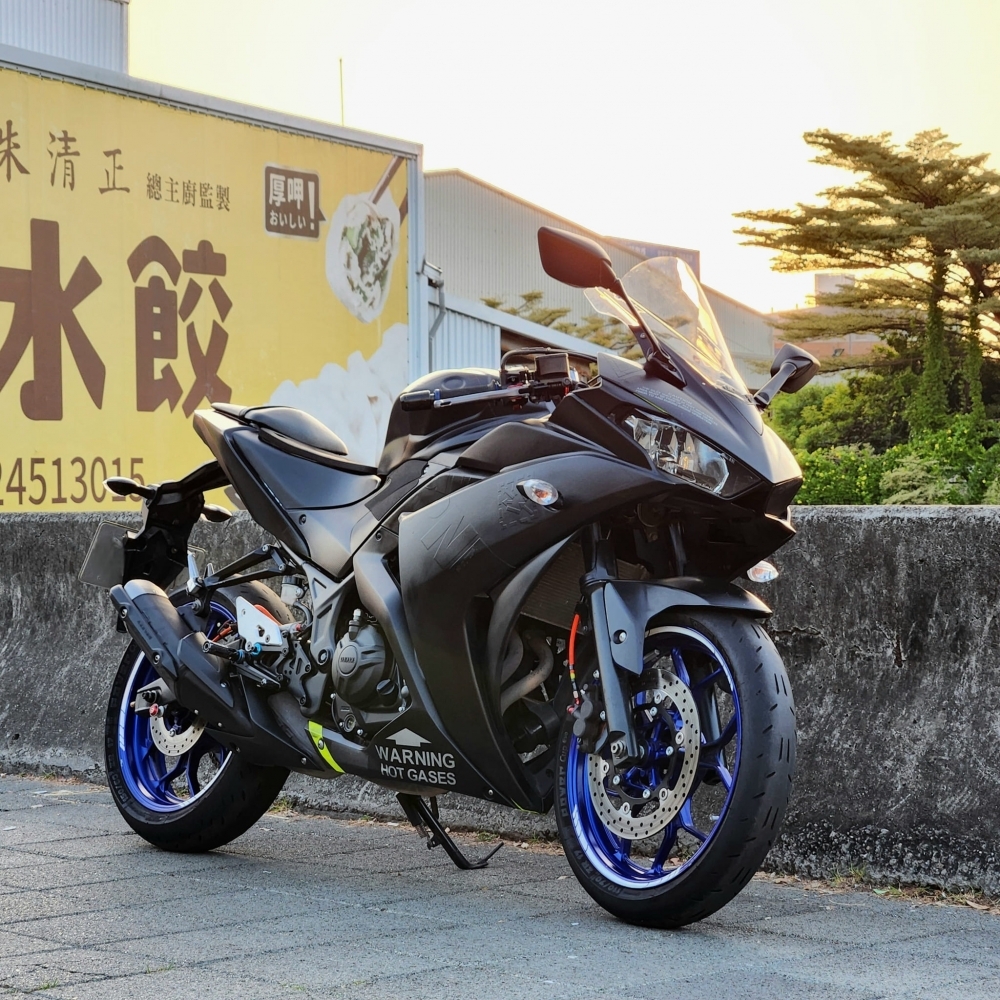 【2015 YAMAHA YZF-R3】