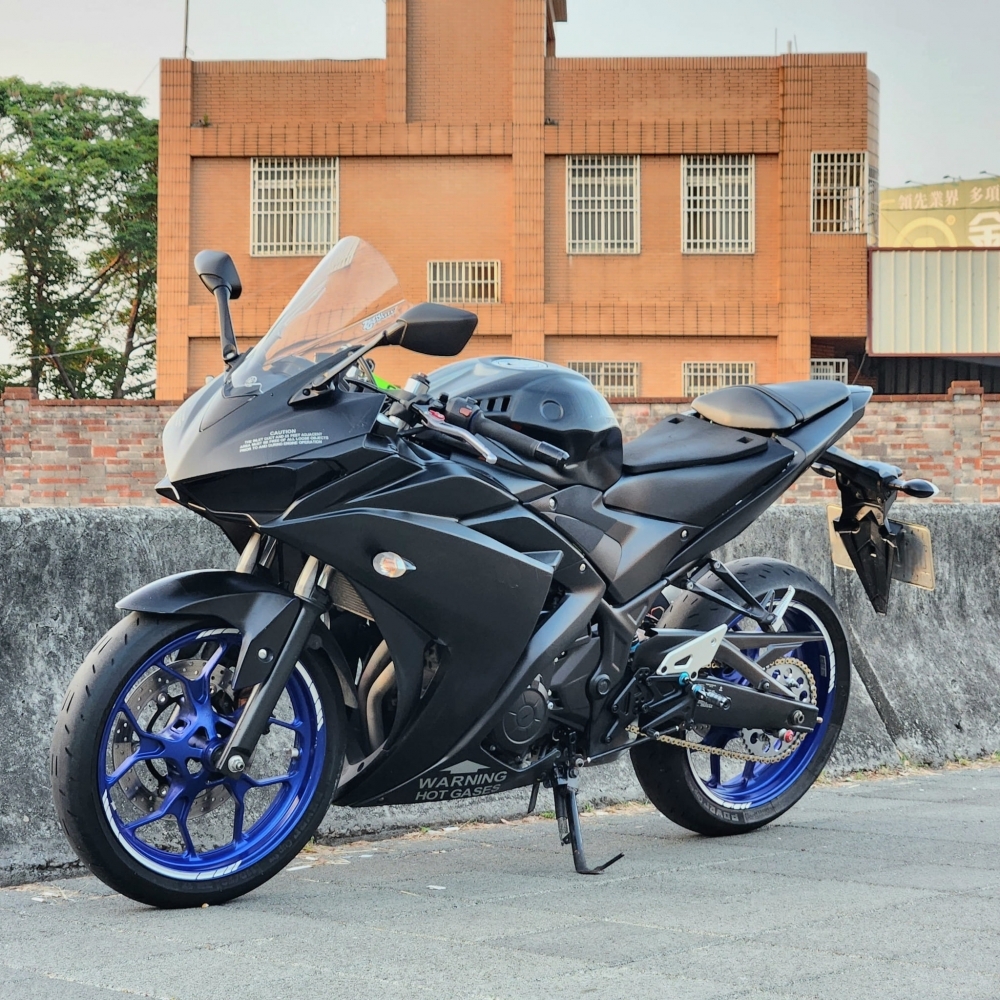 【2015 YAMAHA YZF-R3】