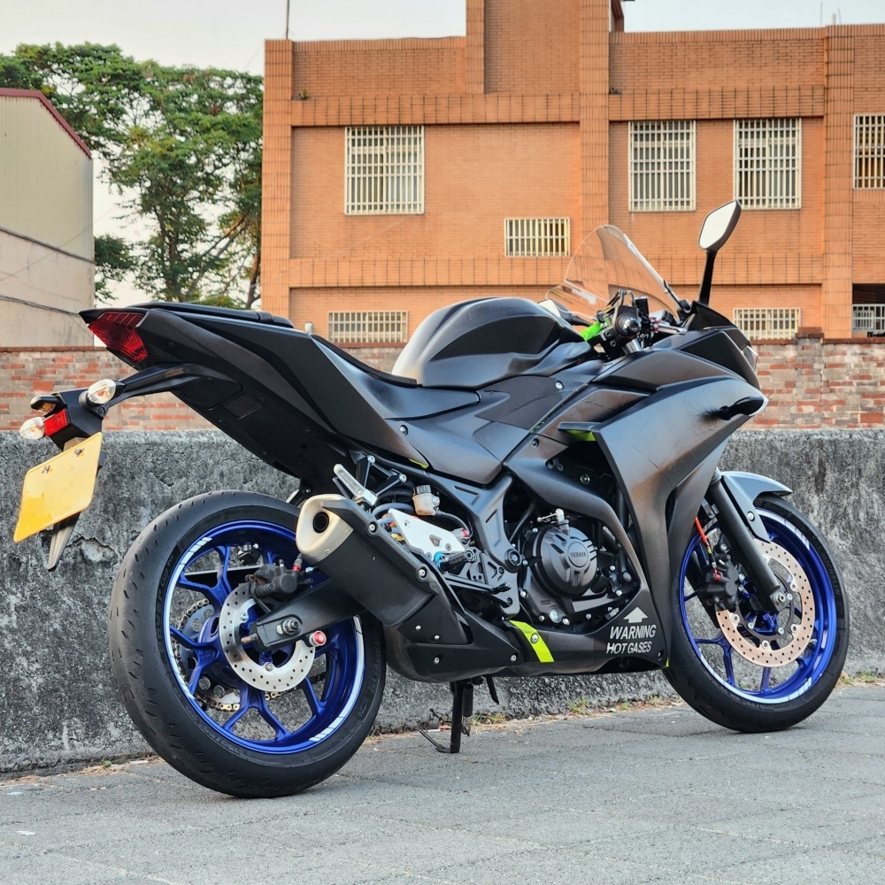 【2015 YAMAHA YZF-R3】