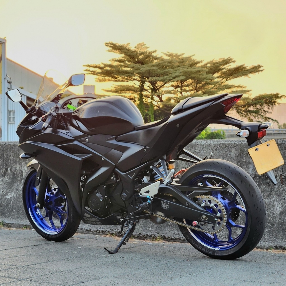 【2015 YAMAHA YZF-R3】