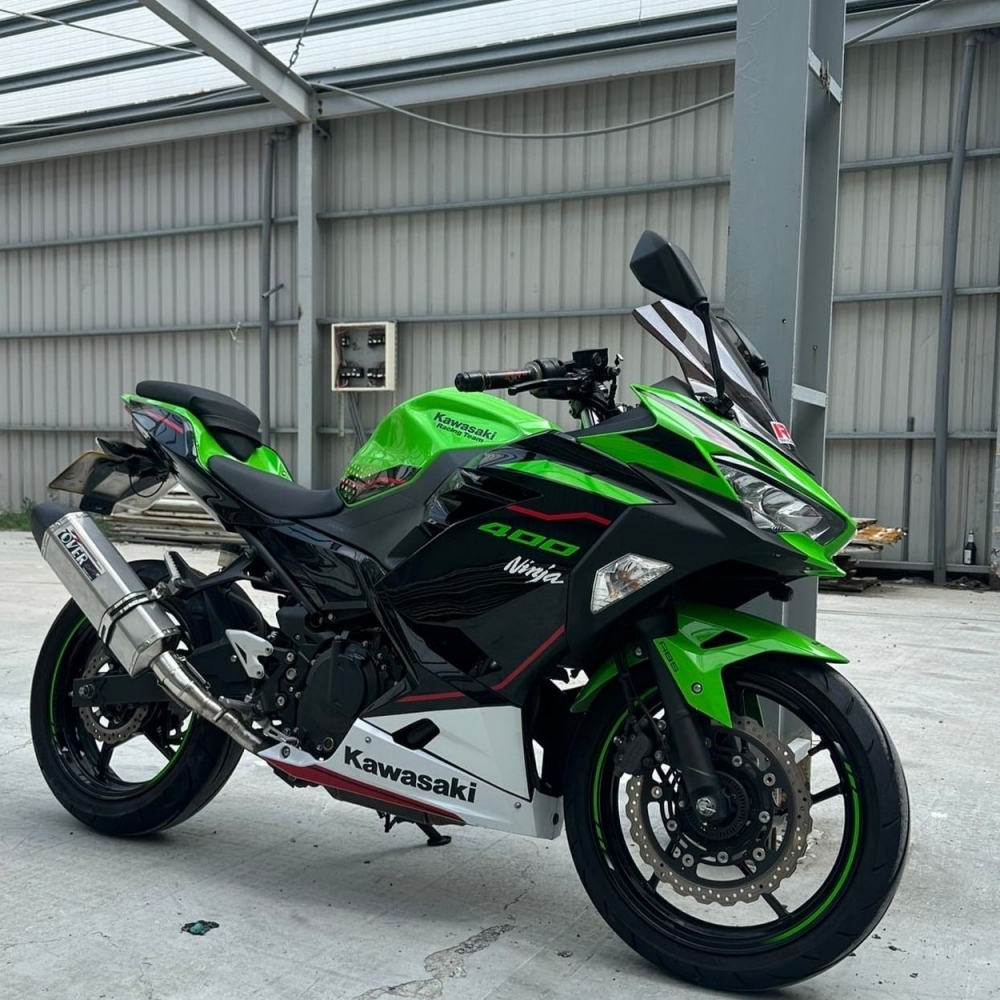 【2021 KAWASAKI NINJA400】