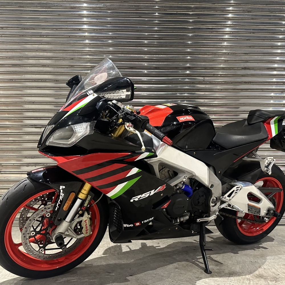 【2009 APRILIA RSV4FACTORY】