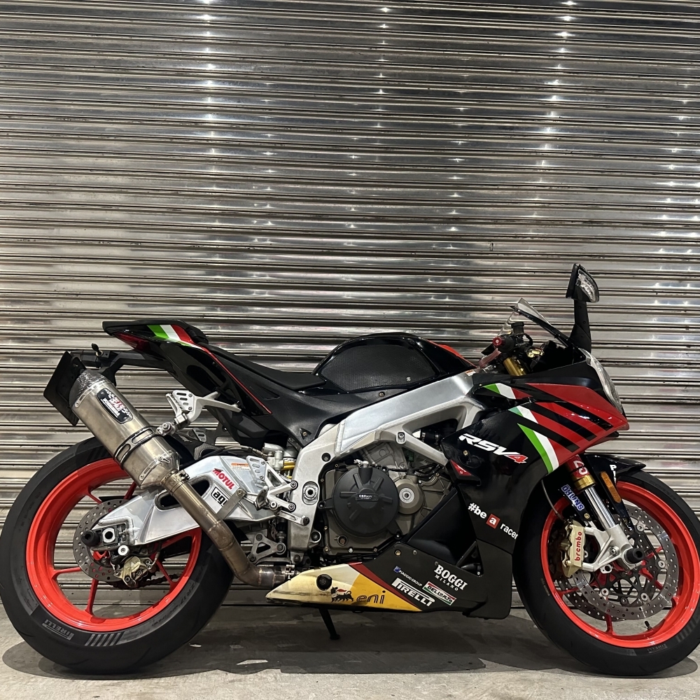 【2009 APRILIA RSV4FACTORY】