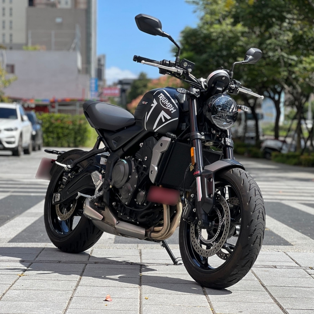 【2022 TRIUMPH Trident660】