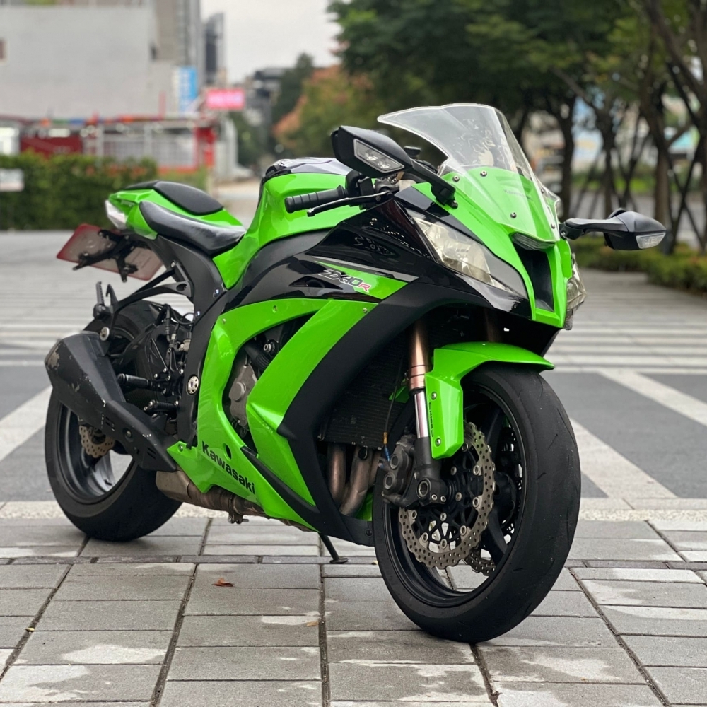 【2011 KAWASAKI ZX-10R】