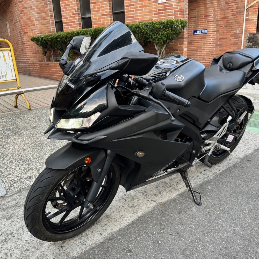 【2019 YAMAHA YZF-R15】