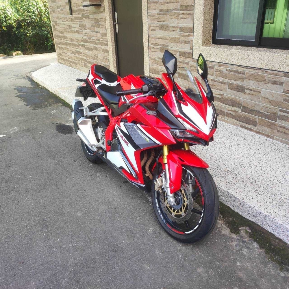 【2019 HONDA CBR250RR】