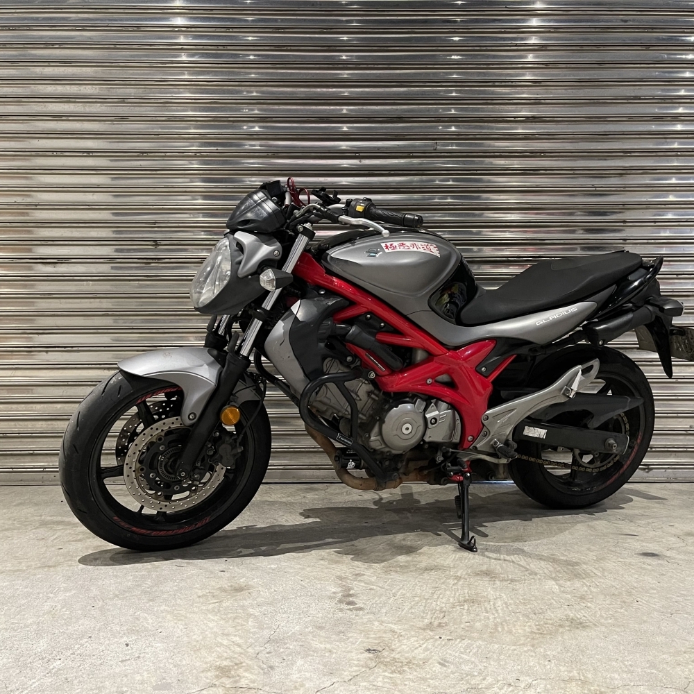 【2015 SUZUKI SV650】