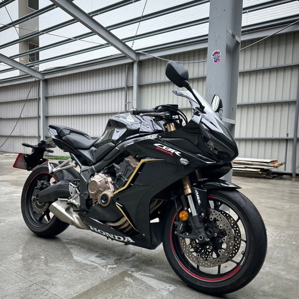 【2019 HONDA CBR650R】