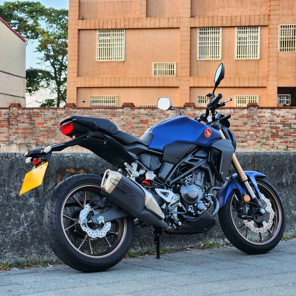 【2023 HONDA CB300R 公司車】