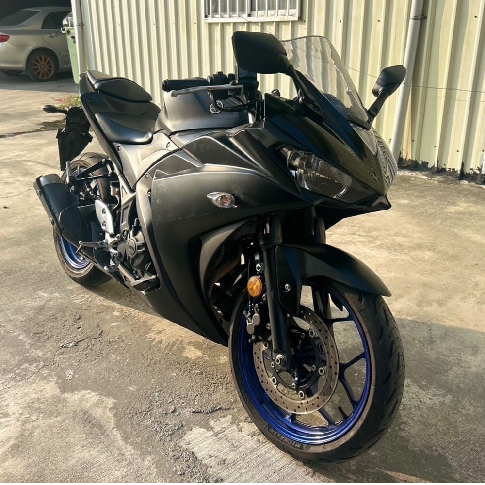 【2015 YAMAHA YZF-R3】