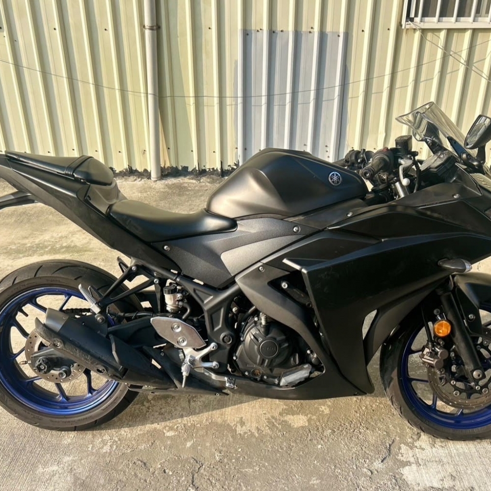 【2015 YAMAHA YZF-R3】