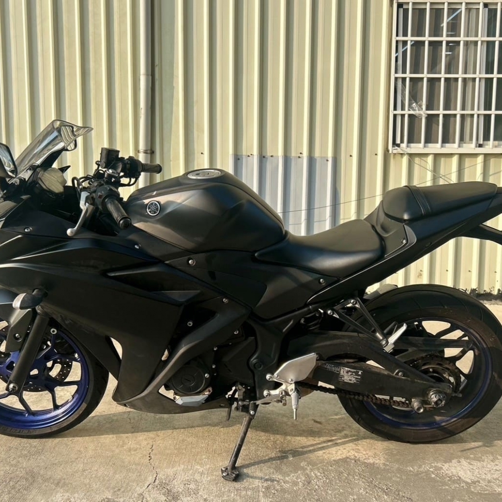 【2015 YAMAHA YZF-R3】