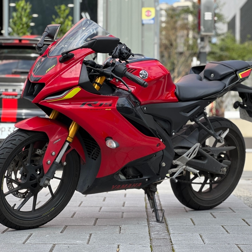 【2022 YAMAHA YZF-R15】