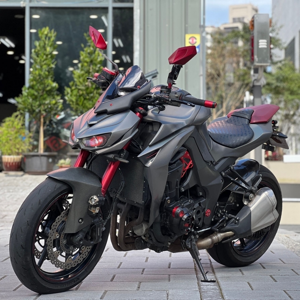 【2016 KAWASAKI Z1000】