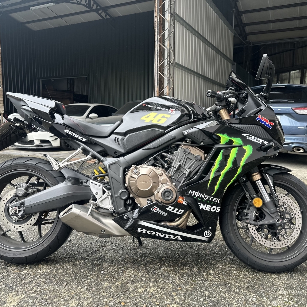 【2019 HONDA CBR650R】