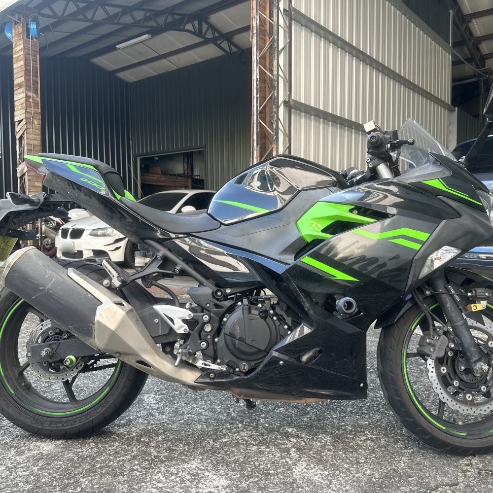 【2019 KAWASAKI NINJA400】