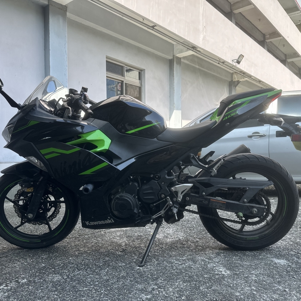 【2019 KAWASAKI NINJA400】