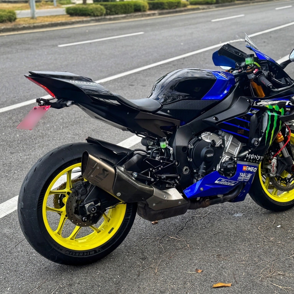 【2015 YAMAHA YZF-R1】