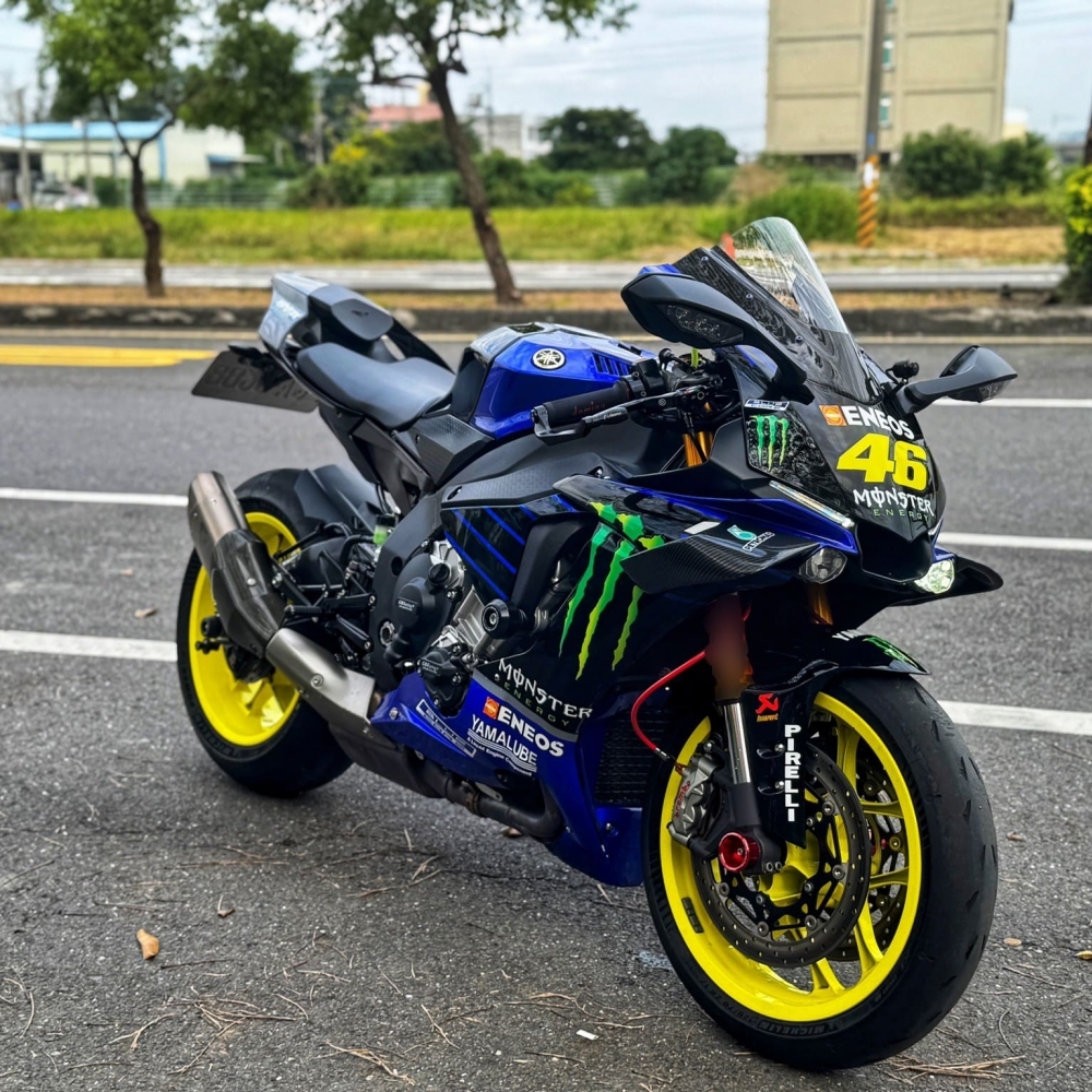 【2015 YAMAHA YZF-R1】