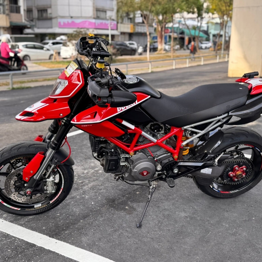 【2012 DUCATI Hypermotard 796】