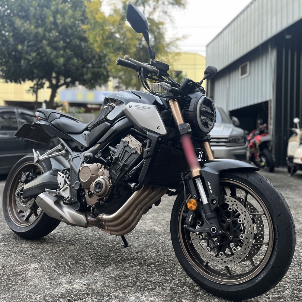 【2019 HONDA CB650R】