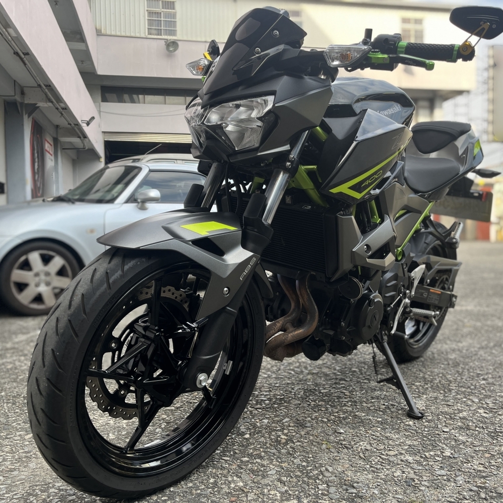 【2023 KAWASAKI Z400】