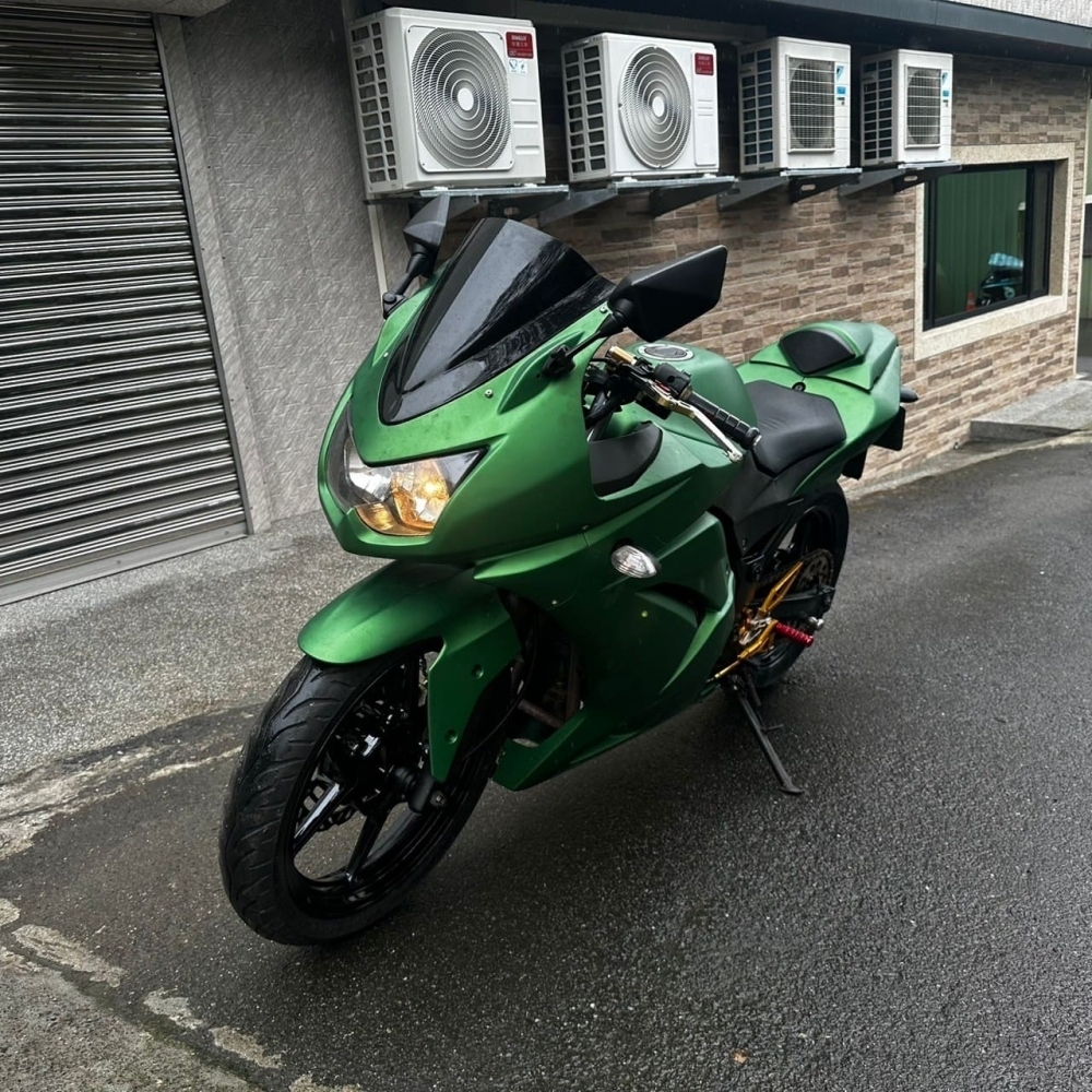 【2010 KAWASAKI NINJA250】