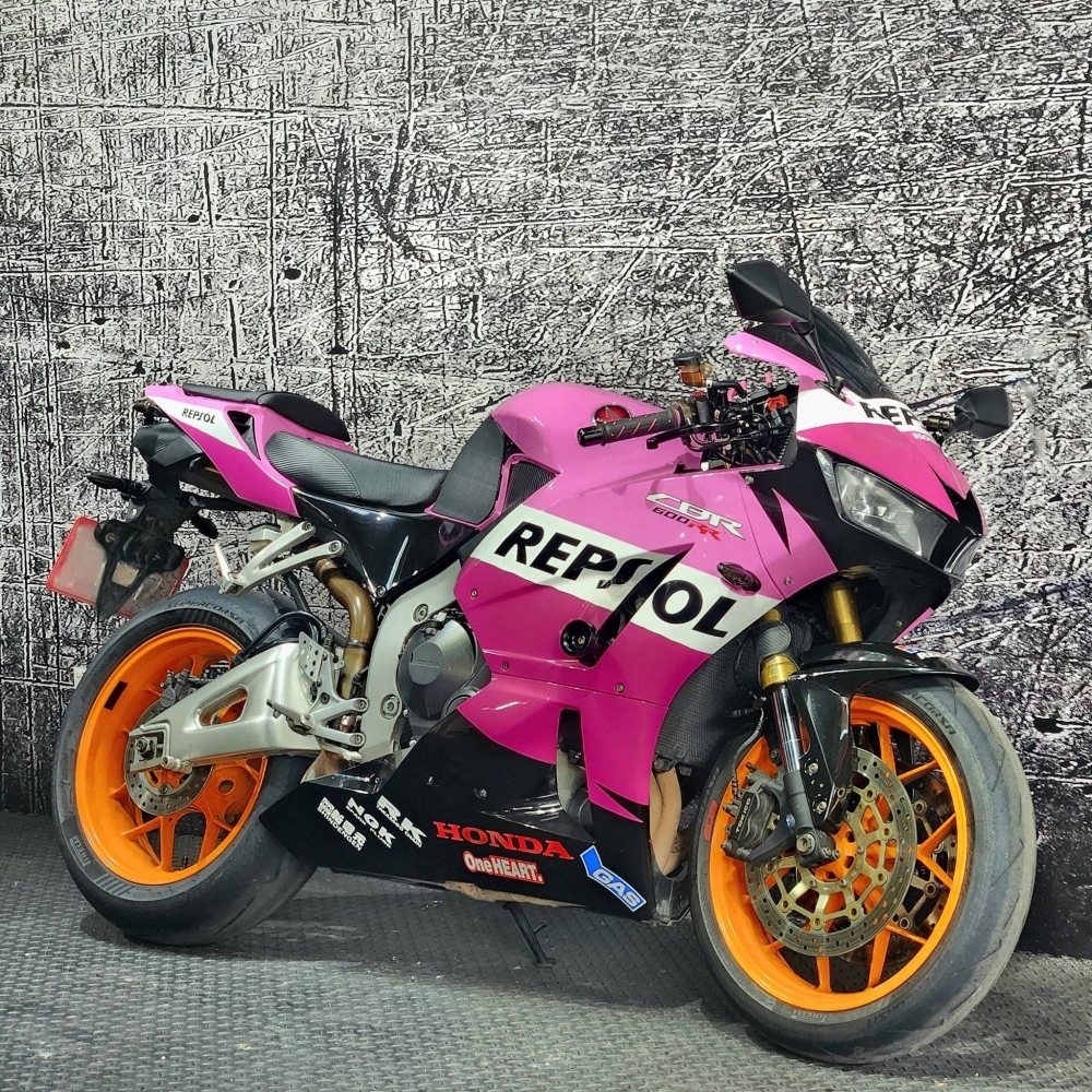 【2013 HONDA CBR600RR】