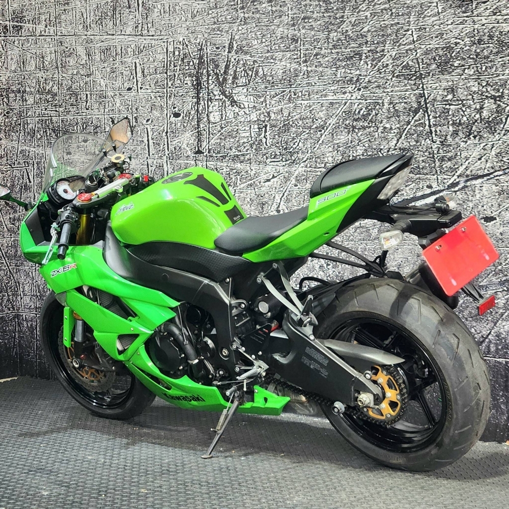 【2014 KAWASAKI ZX-6R】