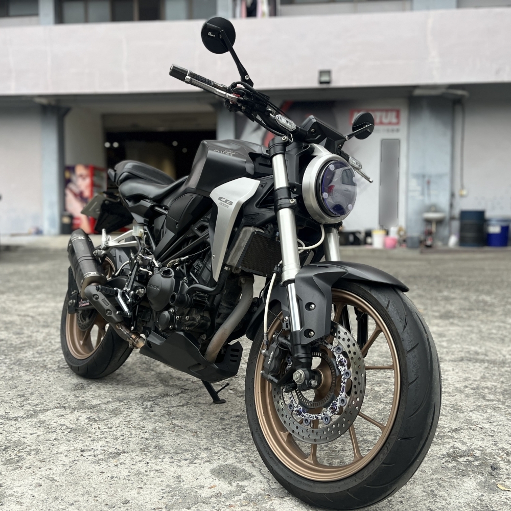 【2018 HONDA CB300R】