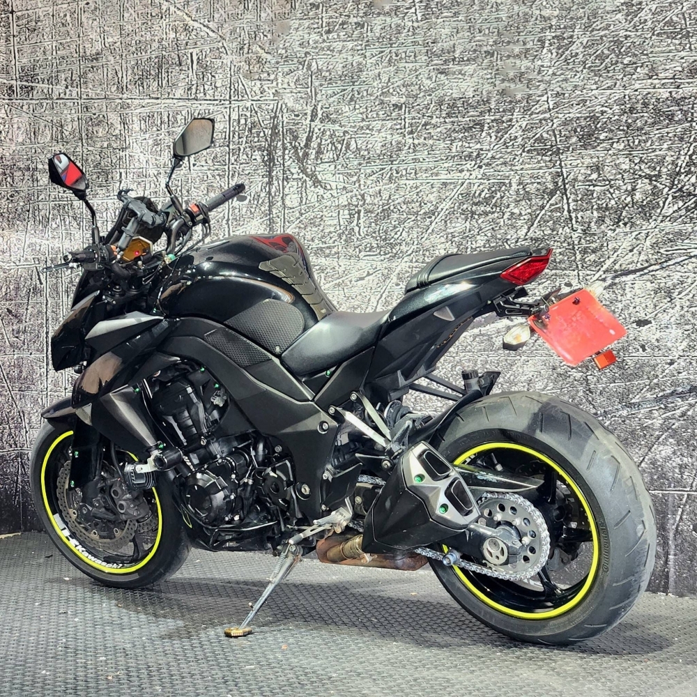 【2012 KAWASAKI Z1000】