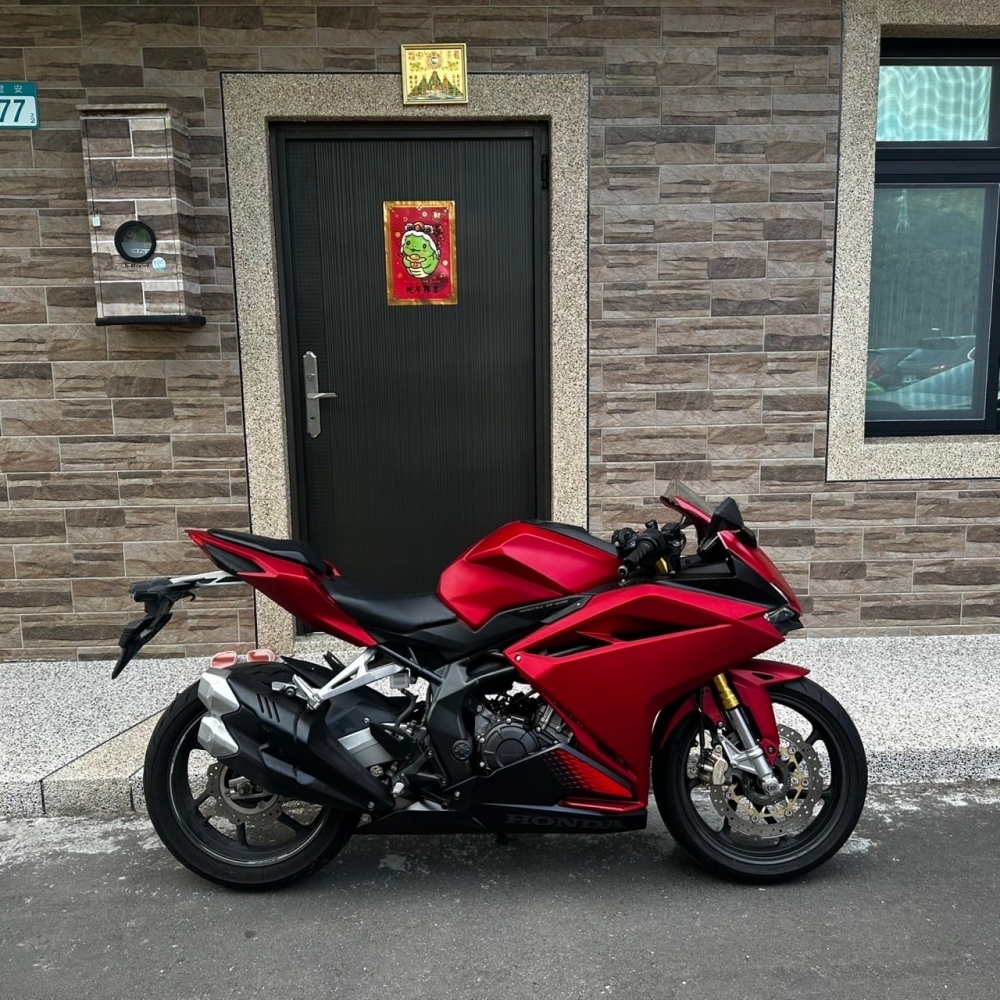 【2019 HONDA CBR250RR】