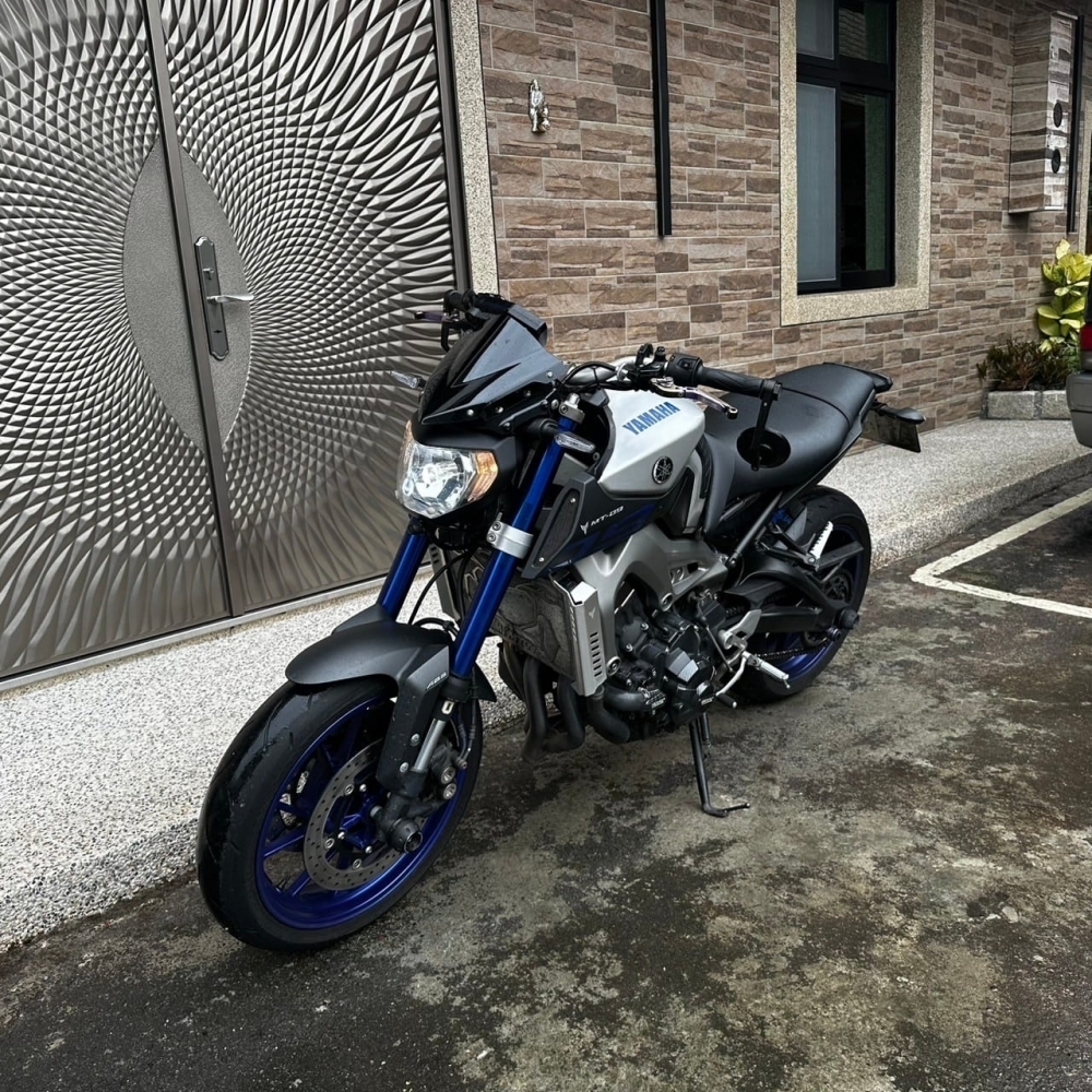 【2015 YAMAHA MT-09】