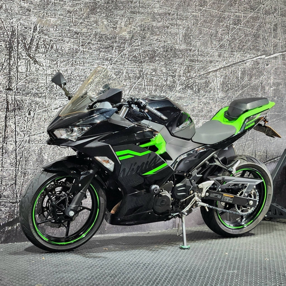 【2020 KAWASAKI NINJA400】