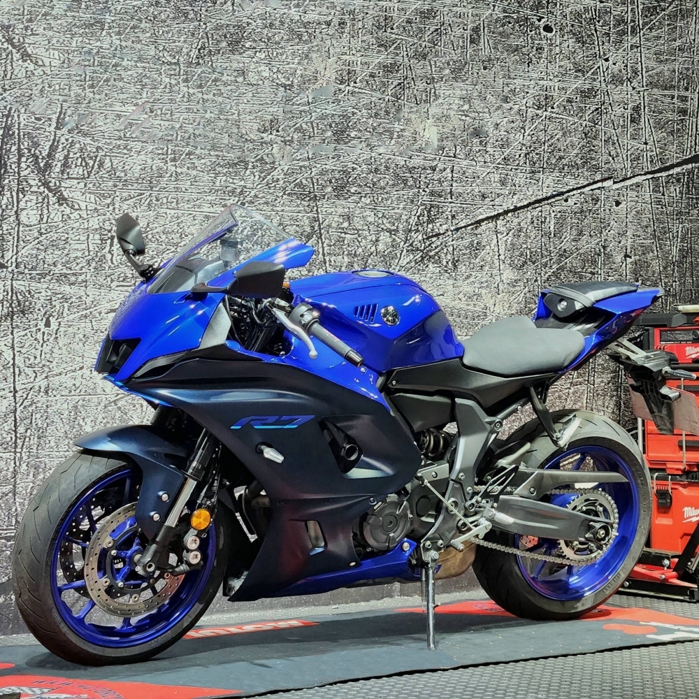 【2023 YAMAHA YZF-R7】