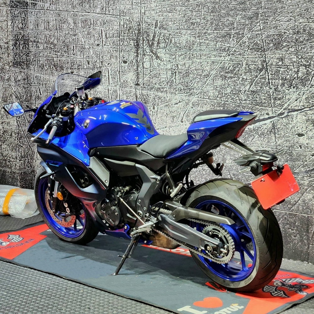 【2023 YAMAHA YZF-R7】