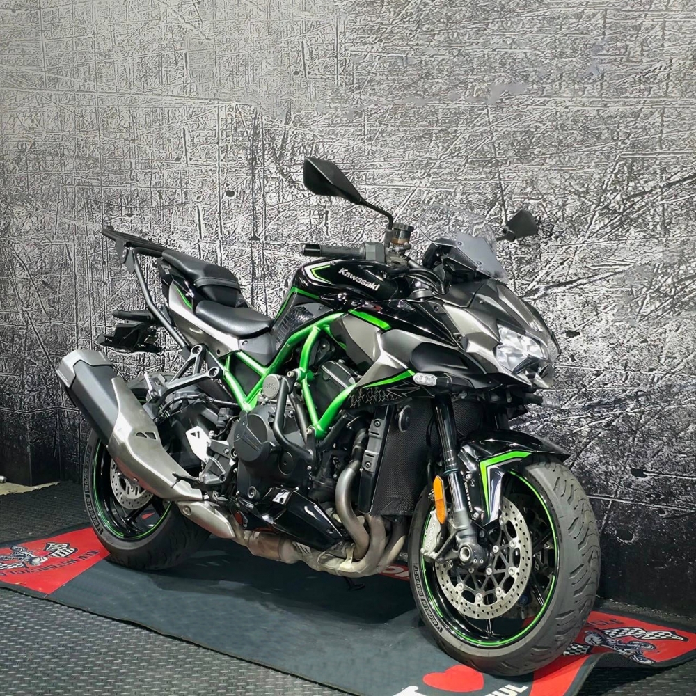 【2020 KAWASAKI ZH2】